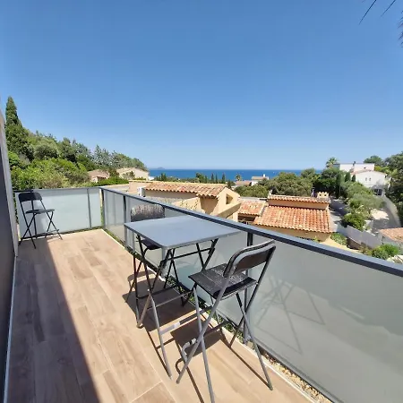 Bali - Piscine - Vue * Frejus